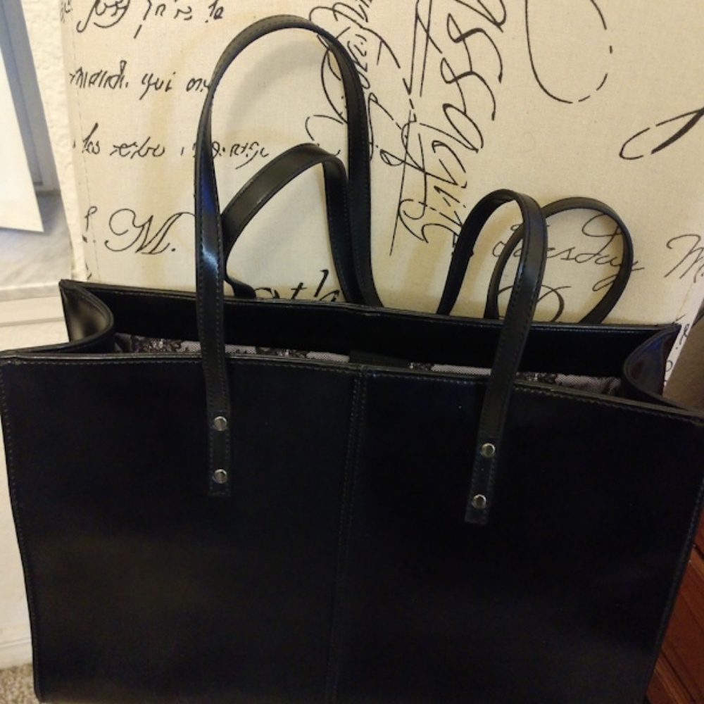 Laptop bag 🛒